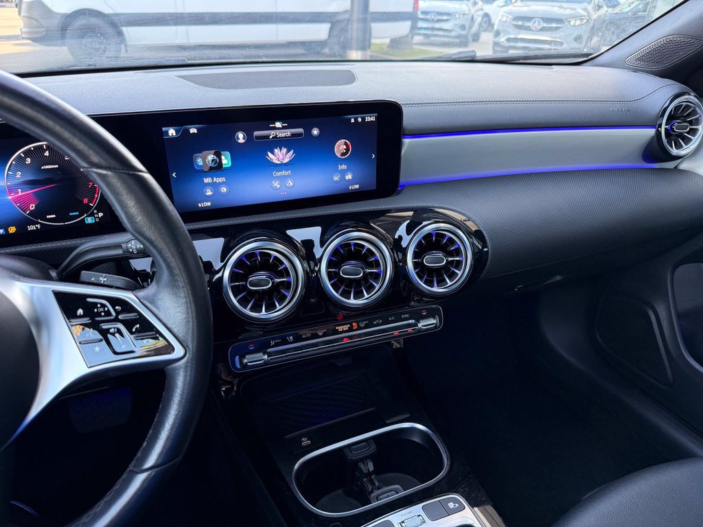 Certified 2025 Mercedes-Benz CLA 250 4MATIC image 20