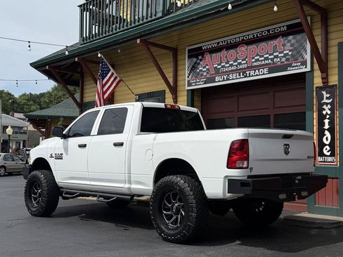 Used 2016 RAM 2500 Tradesman w/ Chrome Appearance Group AWD/4WD image 9