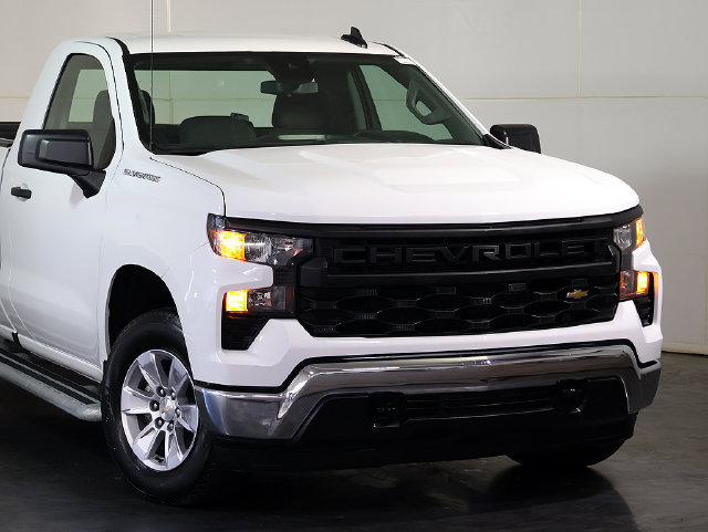 Used 2025 Chevrolet Silverado 1500 W/T RWD image 6