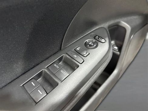 Used 2019 Honda Insight LX image 25