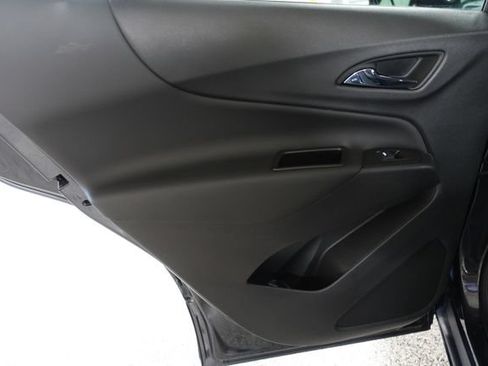 Used 2022 Chevrolet Equinox LT FWD image 19
