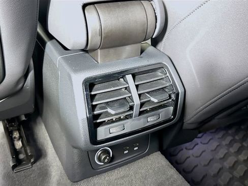 Used 2020 Audi Q3 2.0T Premium Plus w/ Premium Plus Package image 31