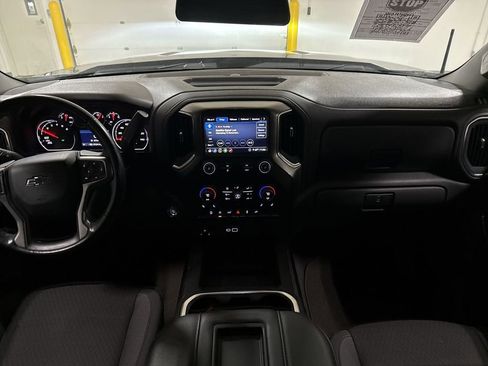 Used 2020 Chevrolet Silverado 1500 RST AWD/4WD image 10