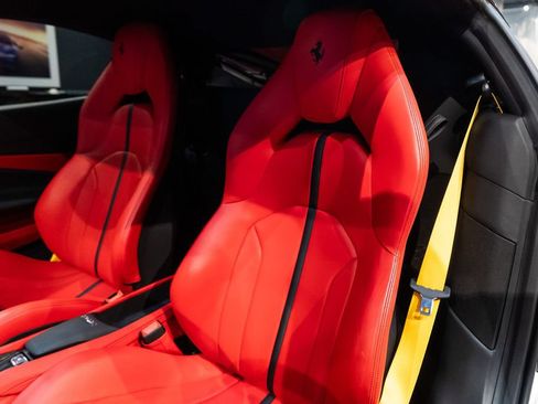 Certified 2022 Ferrari F8 Tributo RWD image 31