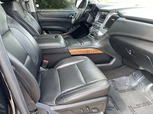 Used 2018 Chevrolet Tahoe Premier AWD/4WD image 17