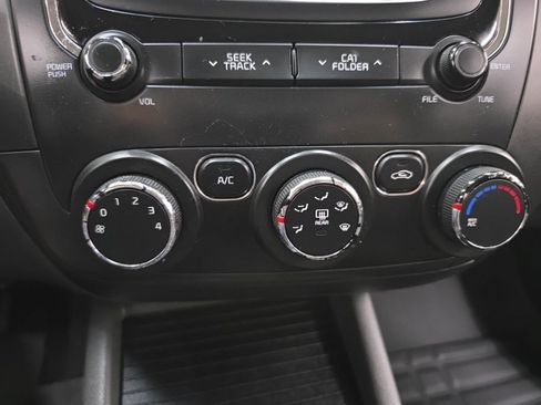 Used 2017 Kia Forte LX w/ LX Popular Package FWD image 17