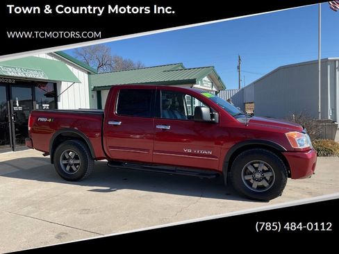 Used 2015 Nissan Titan PRO-4X w/ Pro-4x Luxury Package image 1
