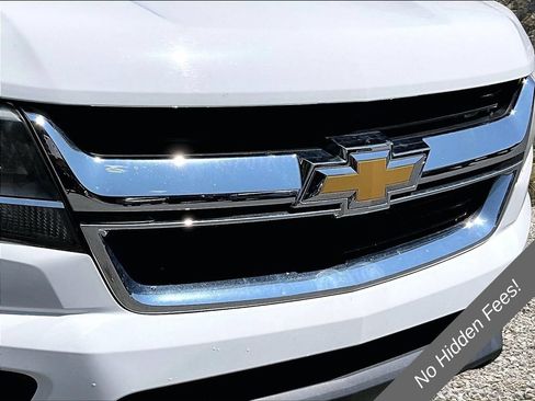 Used 2019 Chevrolet Colorado W/T w/ WT Convenience Package RWD image 25