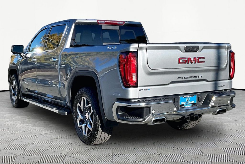 Used 2024 GMC Sierra 1500 SLT w/ SLT Premium Plus Package AWD/4WD image 4