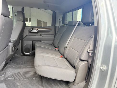 Used 2025 Chevrolet Silverado 1500 RST AWD/4WD image 13