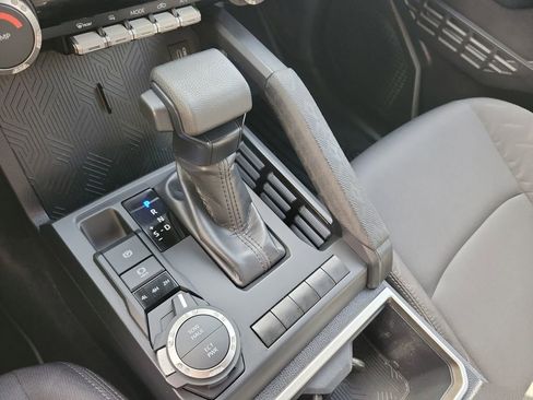 New 2025 Toyota Tacoma SR5 AWD/4WD image 18