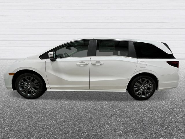 New 2027 Honda Odyssey Touring image 2