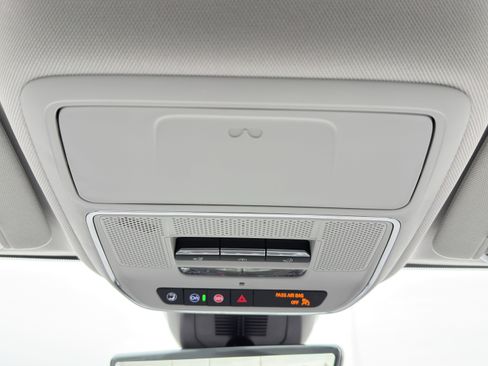 New 2026 GMC Terrain Denali w/ LPO, Floor Liner Package image 25