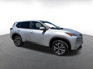 Used 2023 Nissan Rogue SV video 2