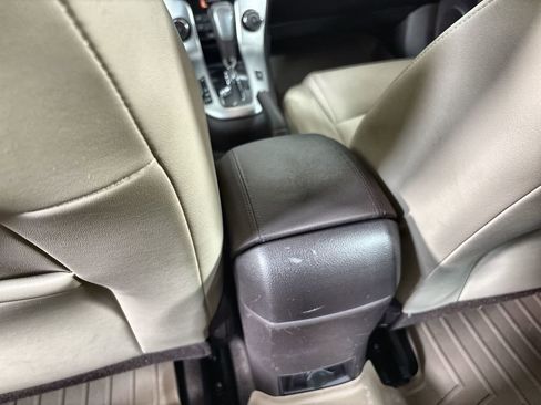 Used 2015 Chevrolet Cruze Diesel w/ Sun And Sound Package FWD image 23