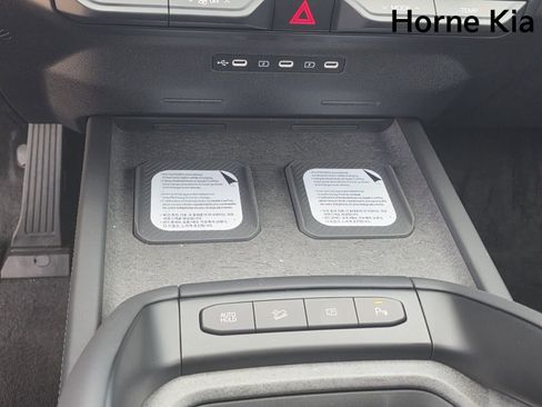 New 2027 Kia Telluride S image 16