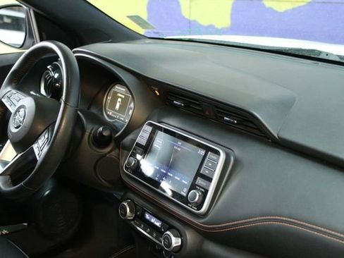 Used 2020 Nissan Kicks SR w/ SR Premium Package image 23