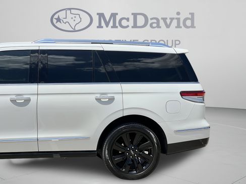 Used 2022 Lincoln Navigator Reserve RWD image 36