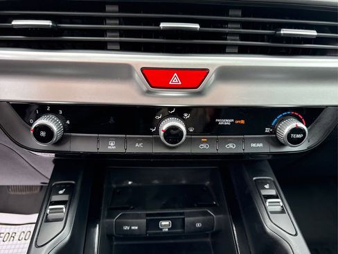 Used 2020 Kia Telluride S AWD/4WD image 29
