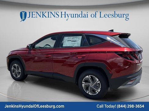 New 2026 Hyundai Tucson Blue SE w/ Tow & Go Package AWD/4WD image 8
