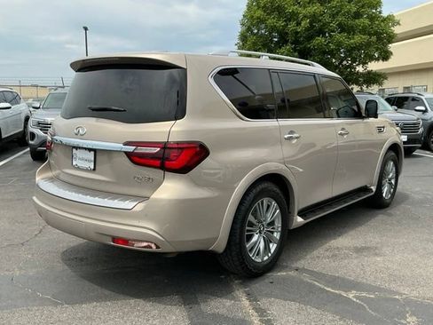 Used 2021 INFINITI QX80 Luxe w/ All-Season Package AWD/4WD image 3