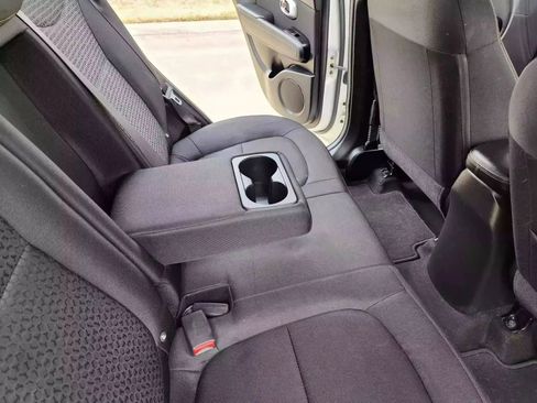 Used 2016 Kia Soul + FWD image 23