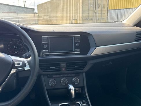 Used 2019 Volkswagen Jetta S w/ Driver Assistance Package FWD image 17