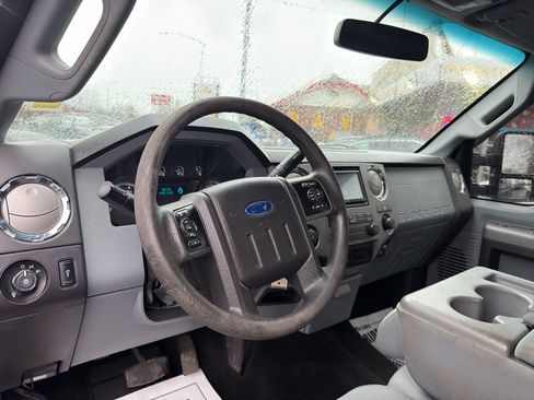 Used 2012 Ford F250 XLT image 10