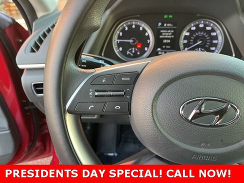 Used 2023 Hyundai Sonata SEL w/ Cargo Package image 18