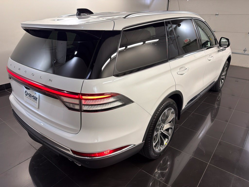 New 2026 Lincoln Aviator Reserve AWD/4WD image 6