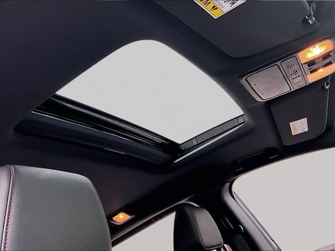 Certified 2024 Honda Odyssey Sport image 28
