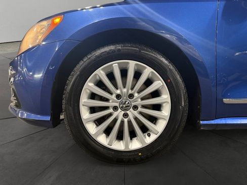 Used 2016 Volkswagen Passat 1.8T SE image 9