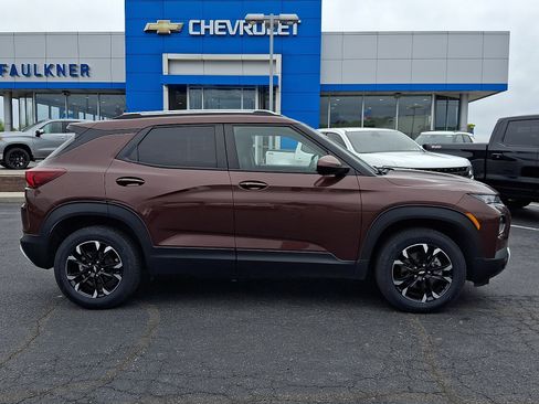 Certified 2023 Chevrolet TrailBlazer LT w/ Convenience Package AWD/4WD image 7