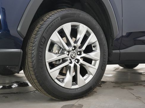 Used 2024 Toyota RAV4 Limited image 30