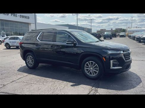 Certified 2023 Chevrolet Traverse LT w/ LPO, Floor Liner Package FWD image 2