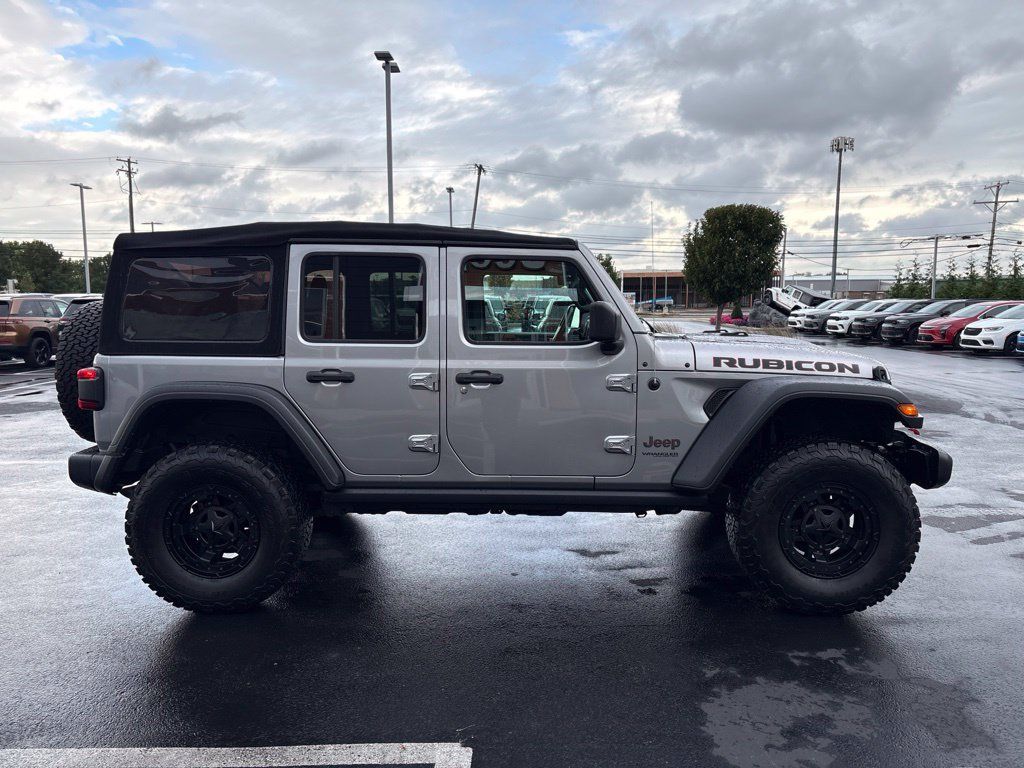 Used 2018 Jeep Wrangler Unlimited Rubicon AWD/4WD image 6