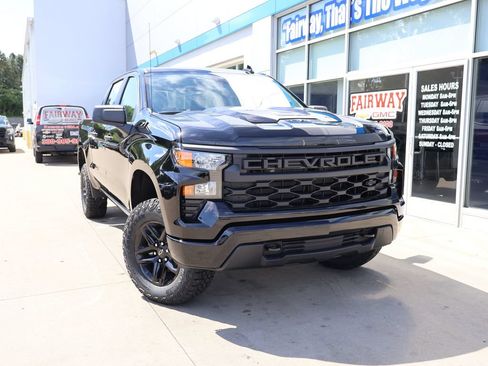 New 2026 Chevrolet Silverado 1500 Custom Trail Boss w/ Midnight Edition AWD/4WD image 37