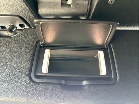 Used 2024 Jeep Wrangler Sport AWD/4WD image 32