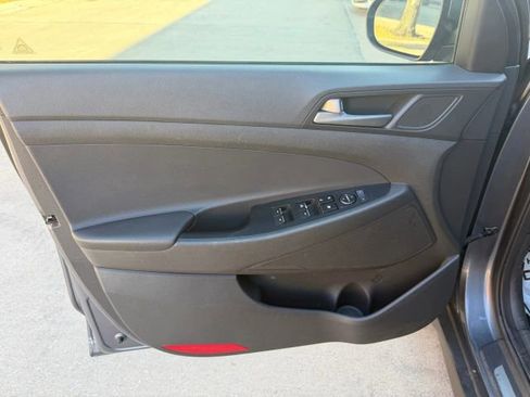 Used 2016 Hyundai Tucson Limited w/ Option Group 03 image 30