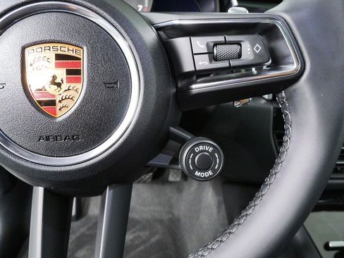 New 2026 Porsche Macan GTS AWD/4WD image 11