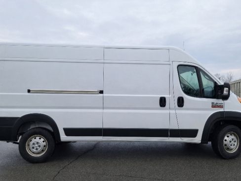 Used 2021 RAM ProMaster 2500 w/ Interior LED Lighting Group image 6