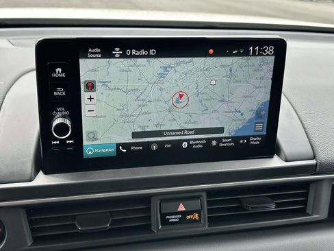 Used 2025 Honda Pilot Touring image 21