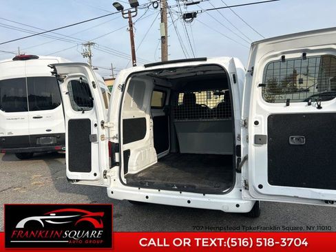 Used 2021 Nissan NV200 SV w/ Sliding Door Glass Package image 37