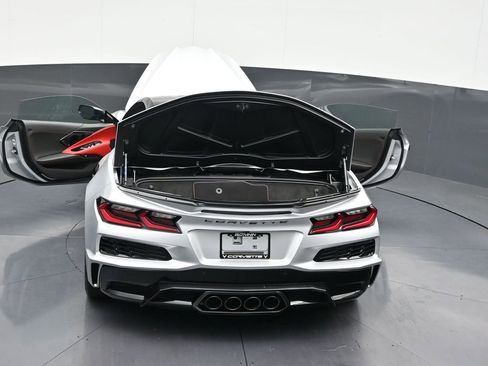 Used 2026 Chevrolet Corvette Z06 w/ Stealth Interior Trim Package image 34