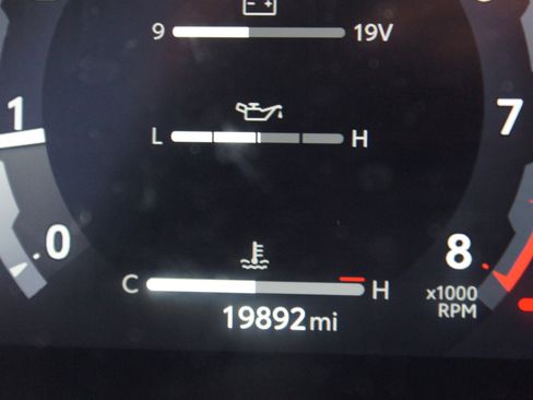 Used 2024 Toyota Tacoma TRD Off-Road image 4