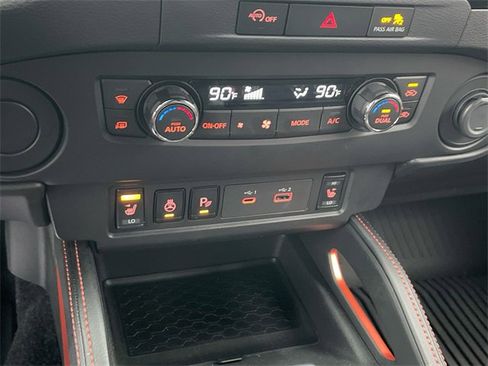 Used 2024 Nissan Frontier Pro-X w/ Pro Convenience Package image 18