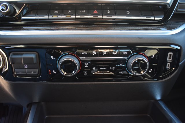 Used 2025 Chevrolet Silverado 1500 RST AWD/4WD image 29