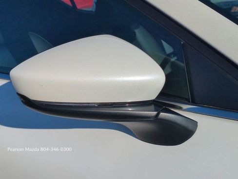 Used 2021 MAZDA MAZDA3 s image 13