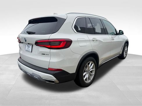 Used 2022 BMW X5 xDrive40i w/ Premium Package image 8