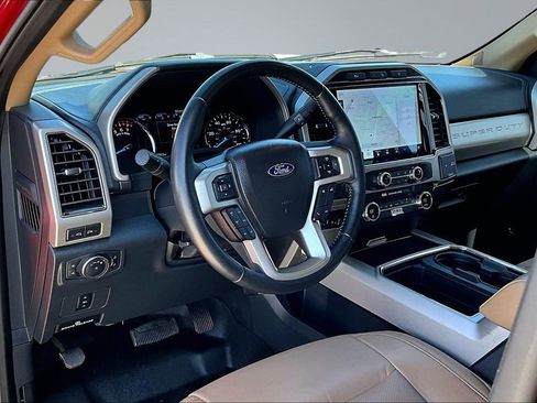 Used 2022 Ford F250 Lariat w/ Tremor Off-Road Package AWD/4WD image 4